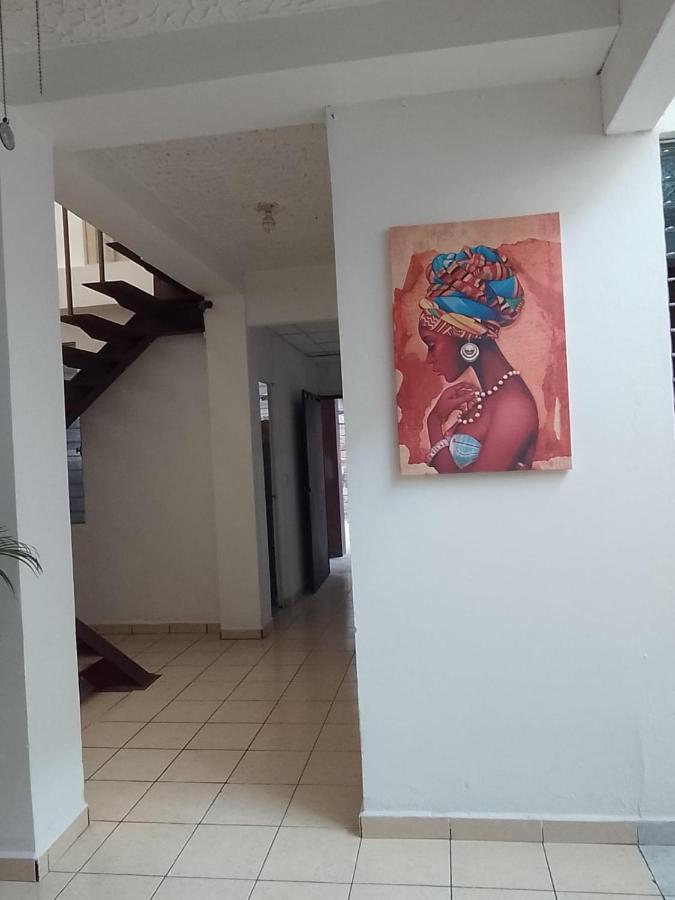 Hostal Los Heroes Antiguo Cuscatlan Exterior photo